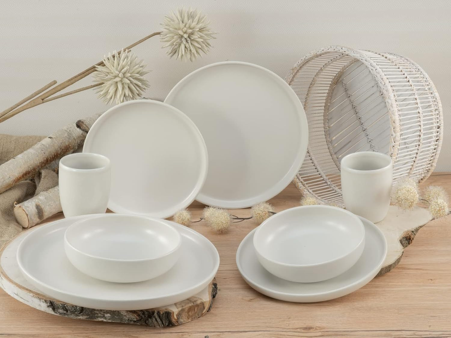 CreaTable, 33065, Vajilla Serie Uno Amarillo-Blanco de 12 Piezas, Juego de Platos de Porcelana, Apto para Lavavajillas y Microondas, Hecho en Portugal