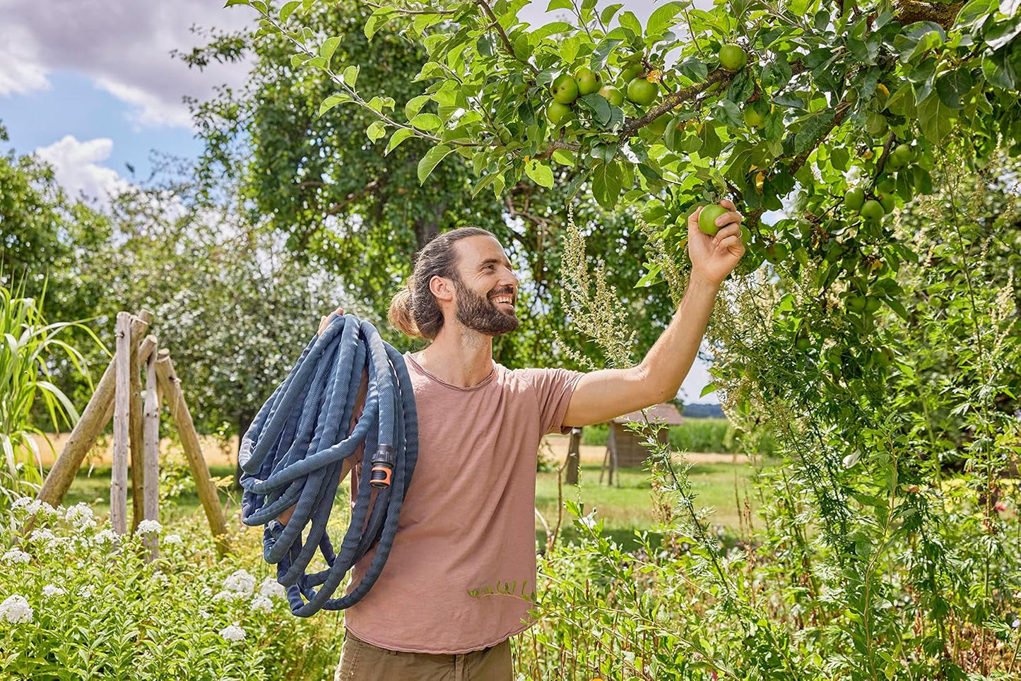 Juego Gardena Liano Xtreme de 3/4 pulgadas y 25 m: Manguera de jardín textil extremadamente robusta con manguera interior de PVC ligera y resistente a la intemperie (18482-20)