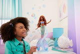 Mattel Disney Ariel La Sirenita - Muñeca Sirena de Lujo con Cuentas para el Cabello y Soporte para muñecas para Juego imaginativo y exhibición, para niños a Partir de 3 años, HNF42
