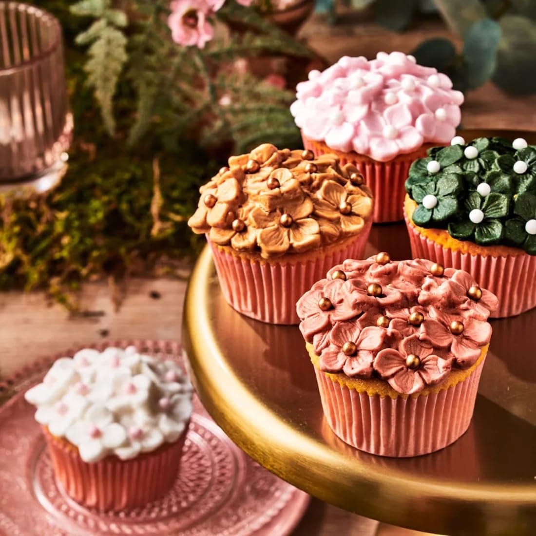 FunCakes Shimmering Rose Rolled Fondant: Fácil de usar, liso, flexible, suave y maleable, perfecto para decorar tartas, halal, kosher y sin gluten. 250 g de pasta de azúcar Naty Shop