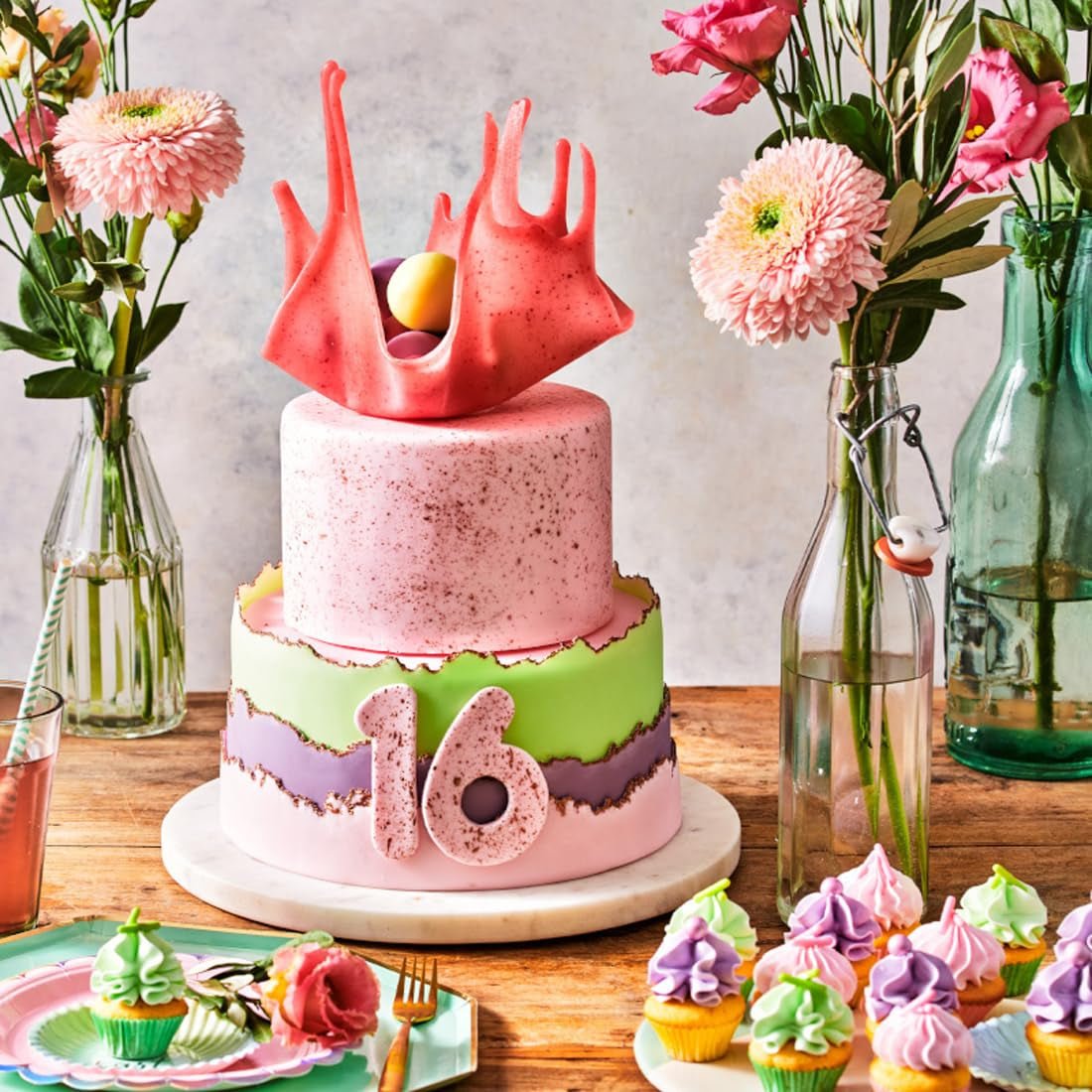 FunCakes Fondant enrollado verde lima: Fácil de usar, liso, flexible, suave y maleable, perfecto para decorar tartas, halal, kosher y sin gluten, 250g Naty Shop Pasta de Azúcar