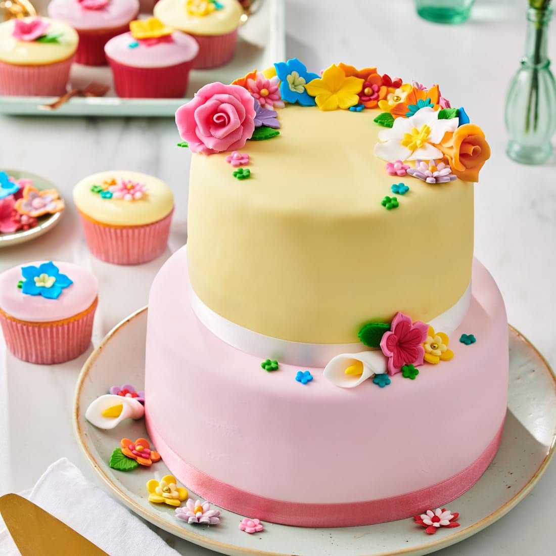 FunCakes roll fondant Botanical Green: Fácil de usar, liso, flexible, suave y maleable, perfecto para decorar tartas, halal, kosher y sin gluten, 250g Naty Shop Sugarpaste