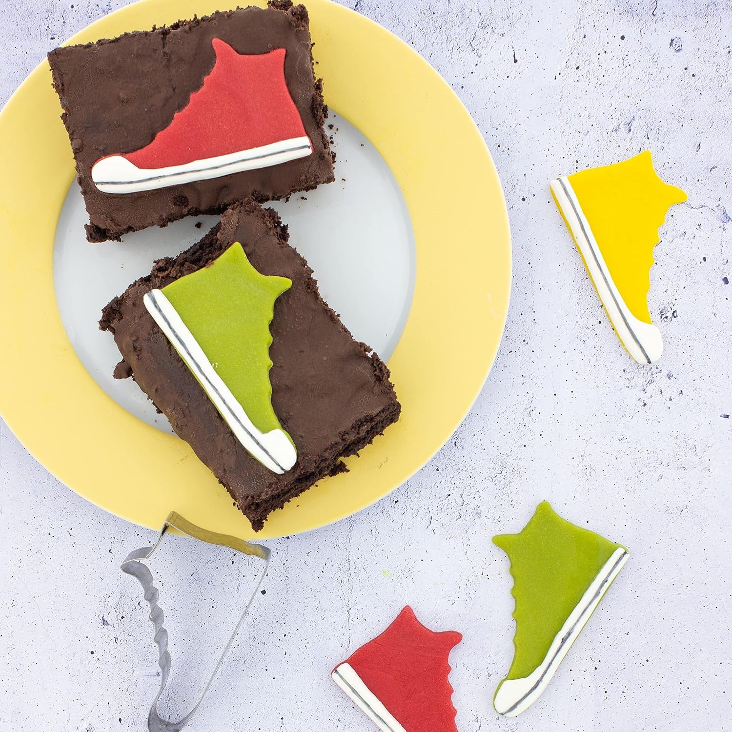 Günthart BackDecor Pasta de azúcar roja 250 g, sin aceite de palma, resistente a la rotura para cubrir tartas y pasteles, apto para modelar, paquete de 2 (1 x 250 g) Pasta de azúcar Naty Shop