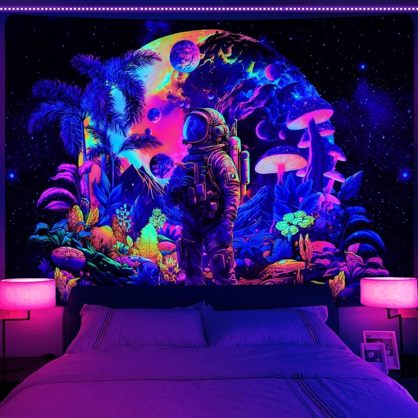 Tapiz alishomtll luz negra astronauta seta fluorescente botánico Hogar - Accesorios y Decoraciones Naty Shop Multi 210L X 150B Cm