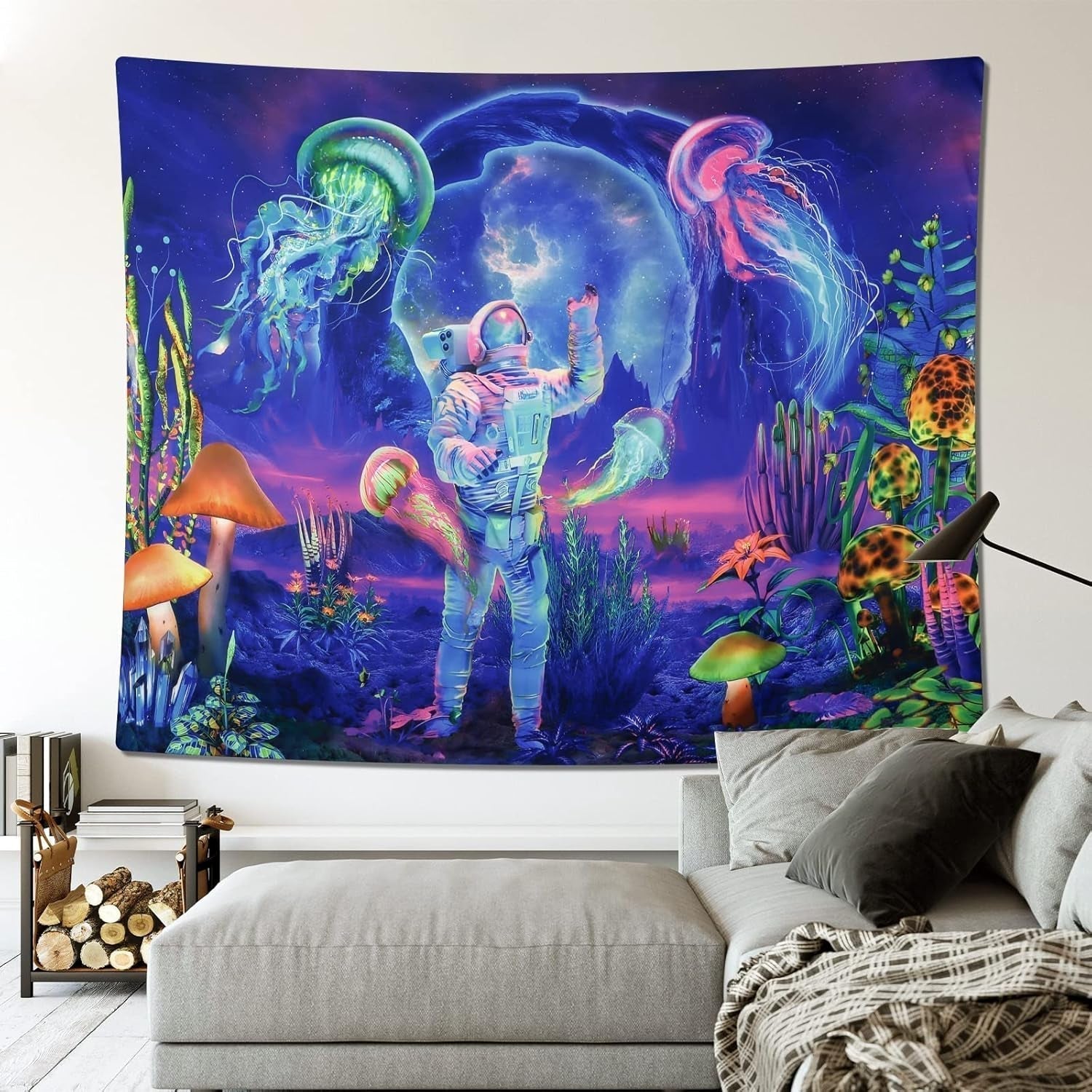 Tapiz betylfoy luz negra astronauta plantas reactivas medusas Hogar - Accesorios y Decoración Naty Shop