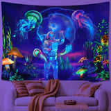 Tapiz betylfoy luz negra astronauta plantas reactivas medusas Hogar - Accesorios y Decoración Naty Shop