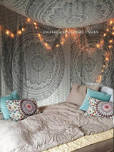 Tapiz indio mandala plateado blanco salón lienzo estético Hogar - Accesorios y Decoración Naty Shop